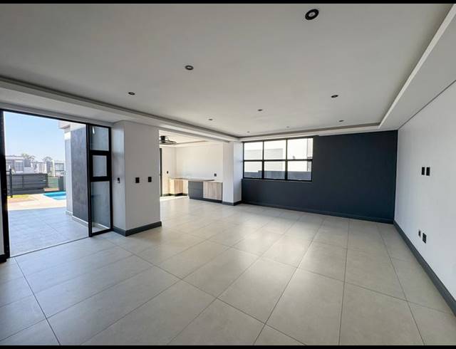 4 BEDROOM HOUSE FOR SALE IN FOUNTAINBROOK ESTATE